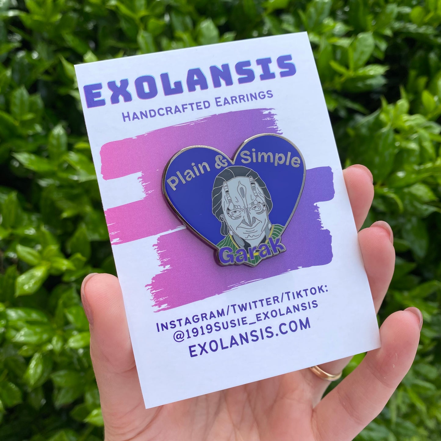 Plain & Simple Garak Enamel Pin