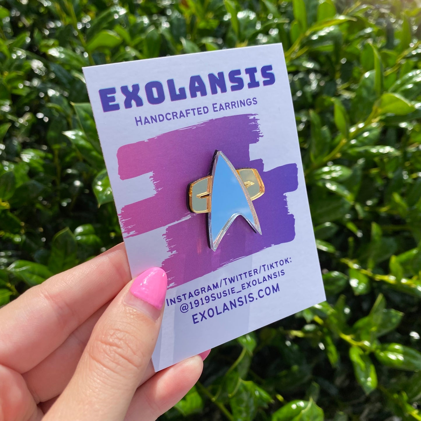 VOY Mirror Acrylic Badge Pin