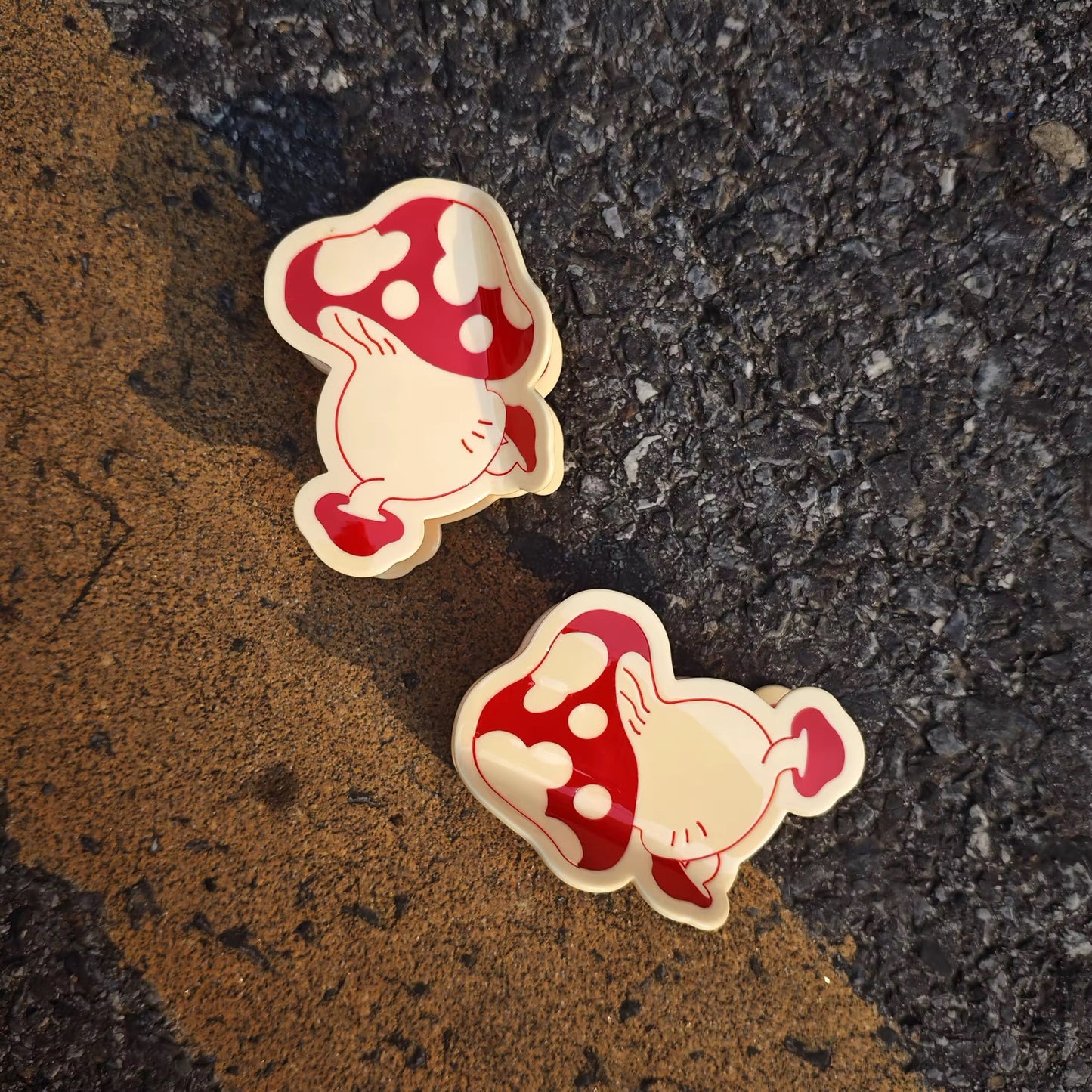 Walking Mushroom Claw Clip