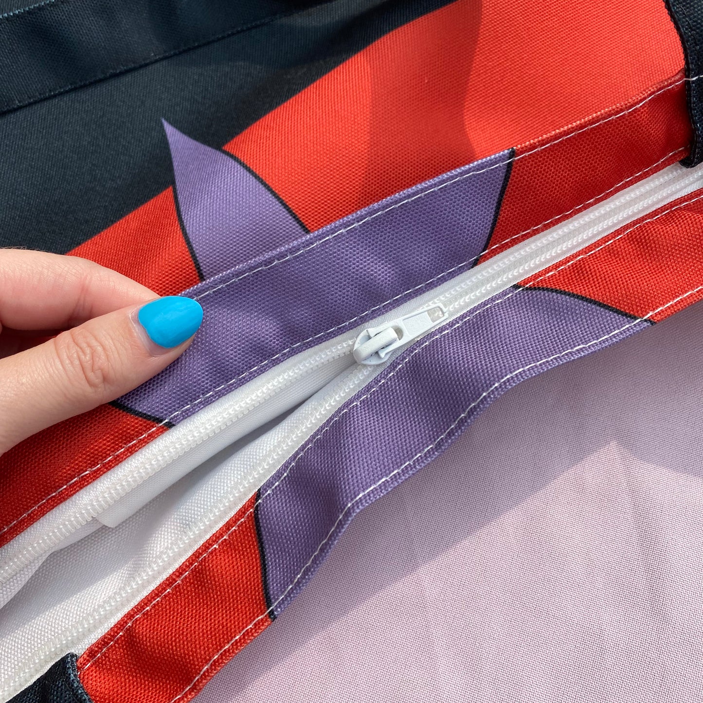 VOY Uniform Zipper Tote Bag