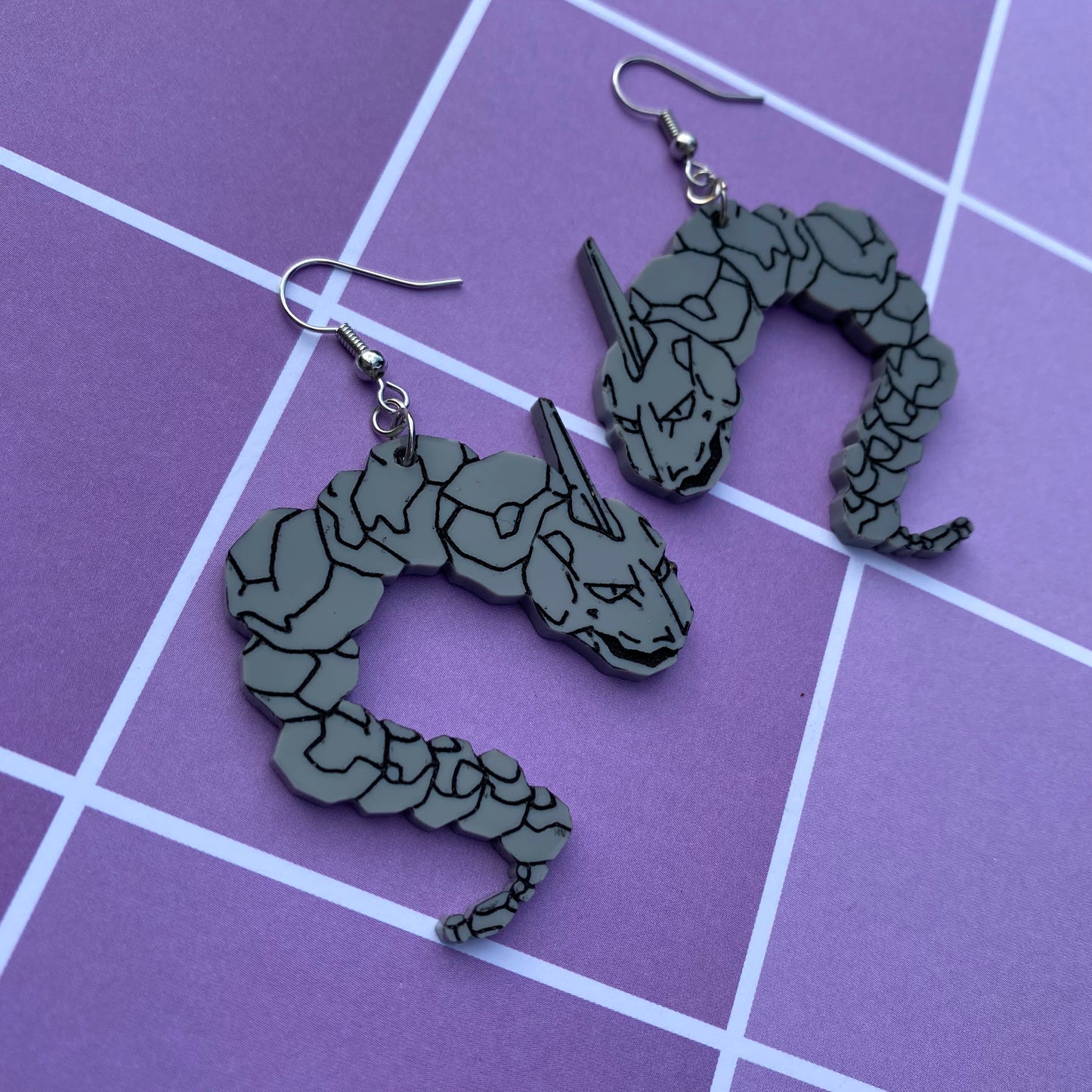 Onix Acrylic Earrings