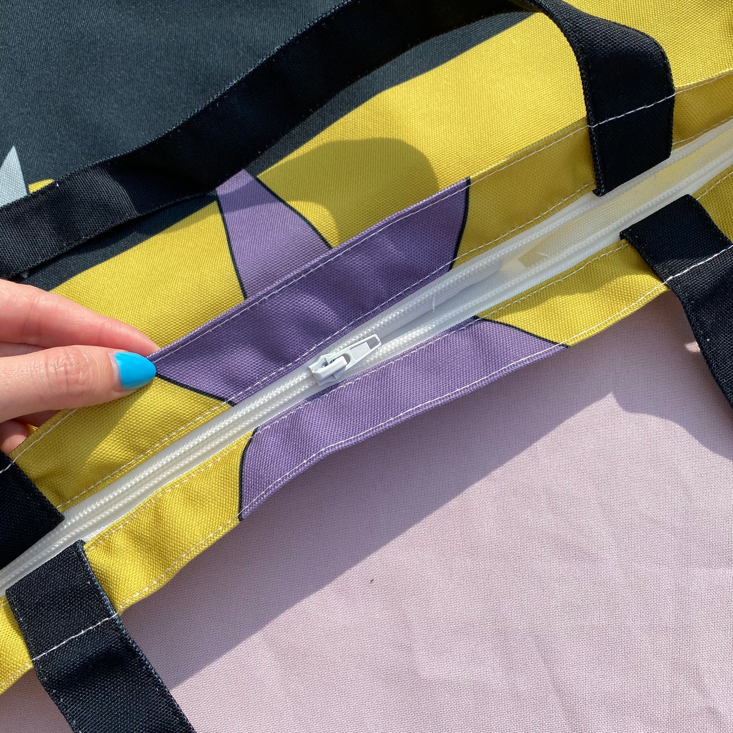 VOY Uniform Zipper Tote Bag