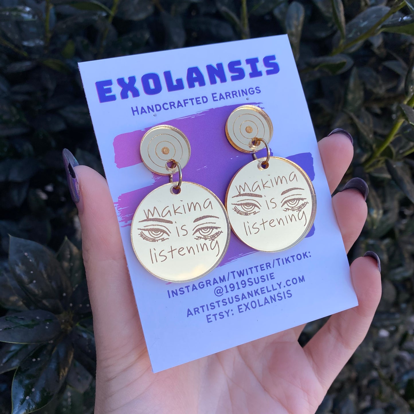 Makima is Listening Golden Studs