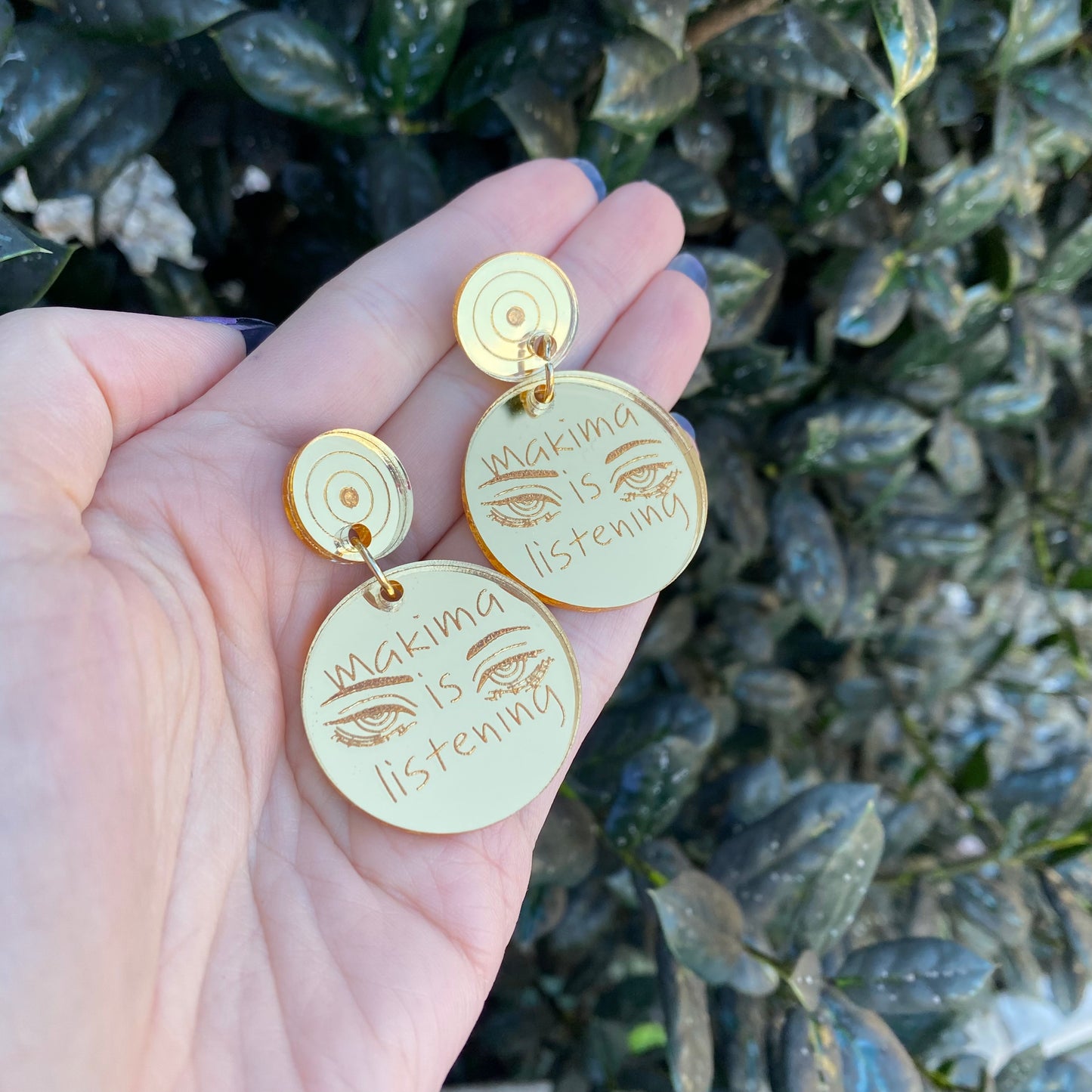 Makima is Listening Golden Studs