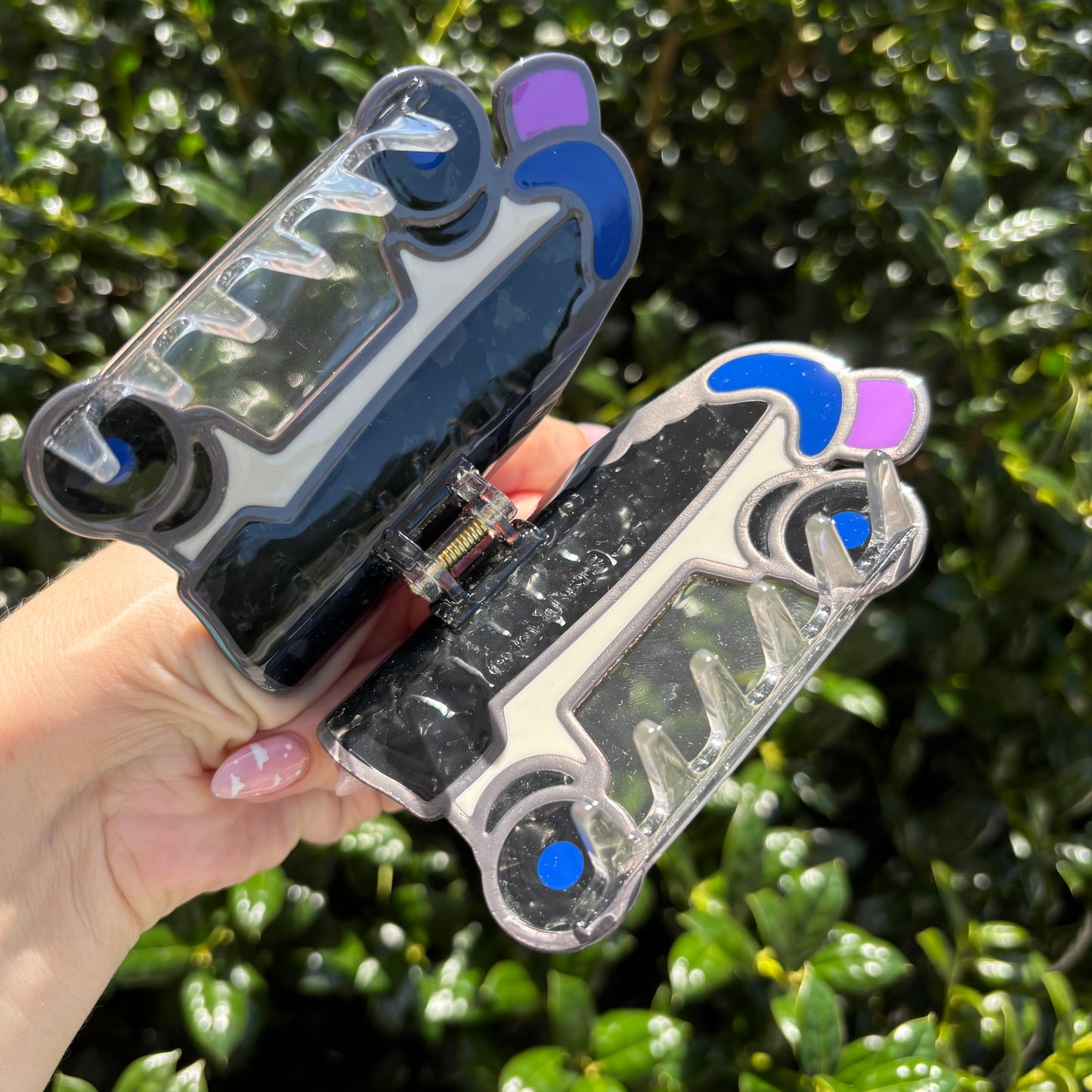 Roller Derby Black Skate Claw Clip