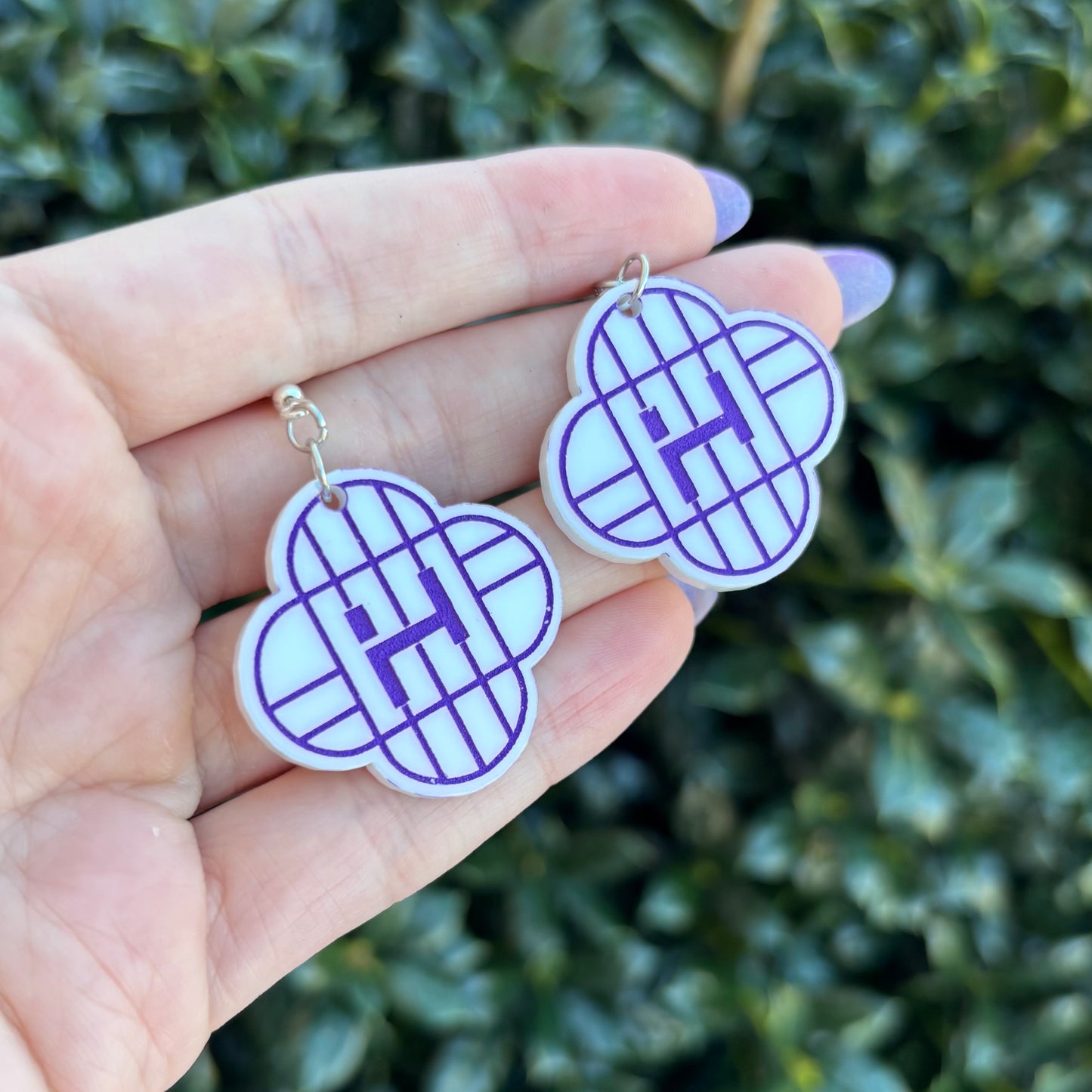 Huntrix Lightstick Color Shift Acrylic Earrings