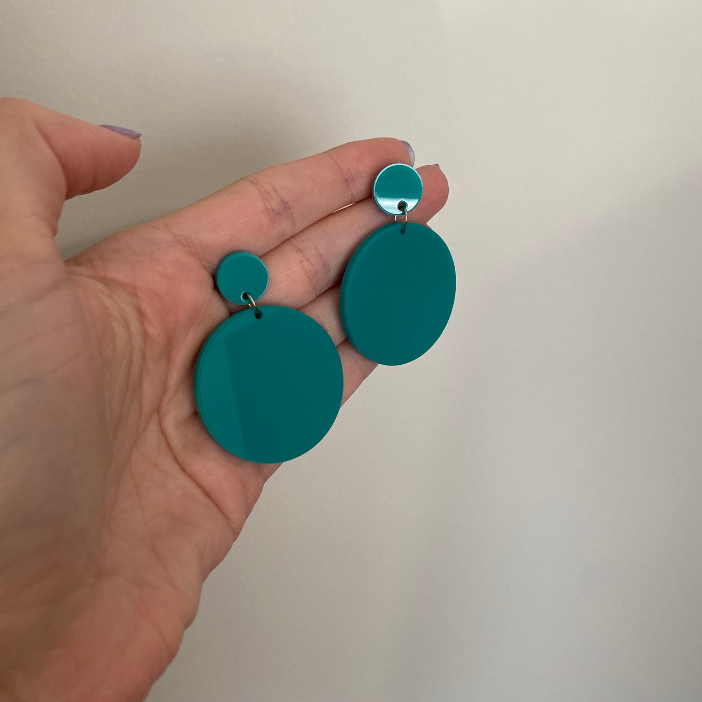 Dandadan Momo Circle Acrylic Earrings